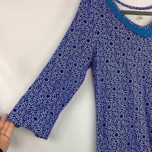 Hatley 3/4 length split sleeve blue and white sun pattern dress with teal Med - Picture 4 of 9